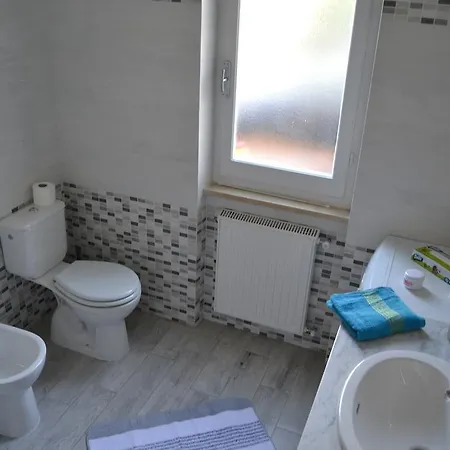 Farma La Casa In Collina Dalla Maye *