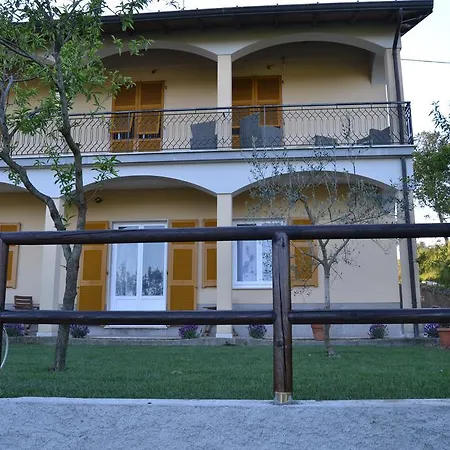 La Casa In Collina Dalla Maye Farma