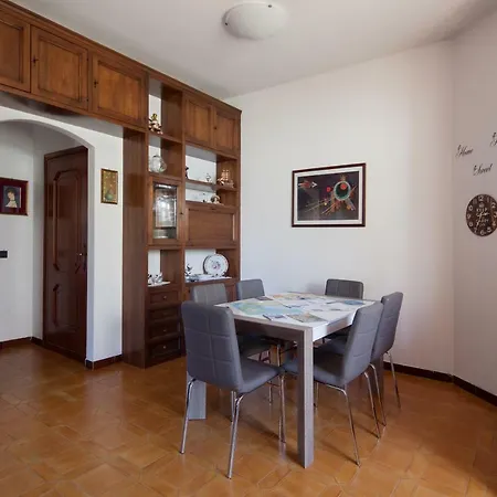 Farma La Casa In Collina Dalla Maye *